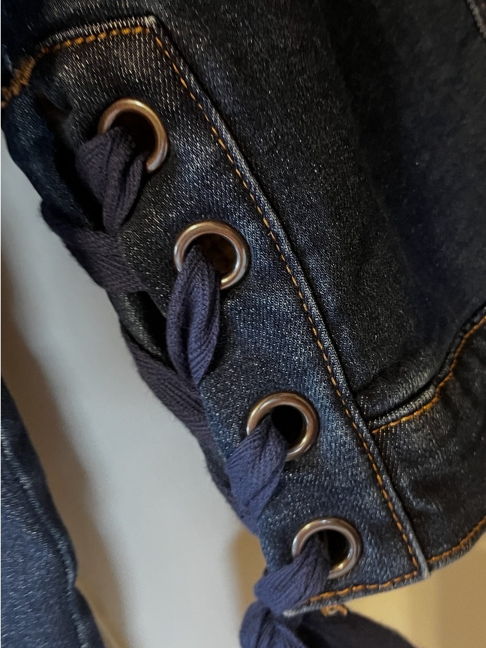 Dear John Indigo distressed darkDenim Jacket with Sherpa Lining large - Picture 11 of 14